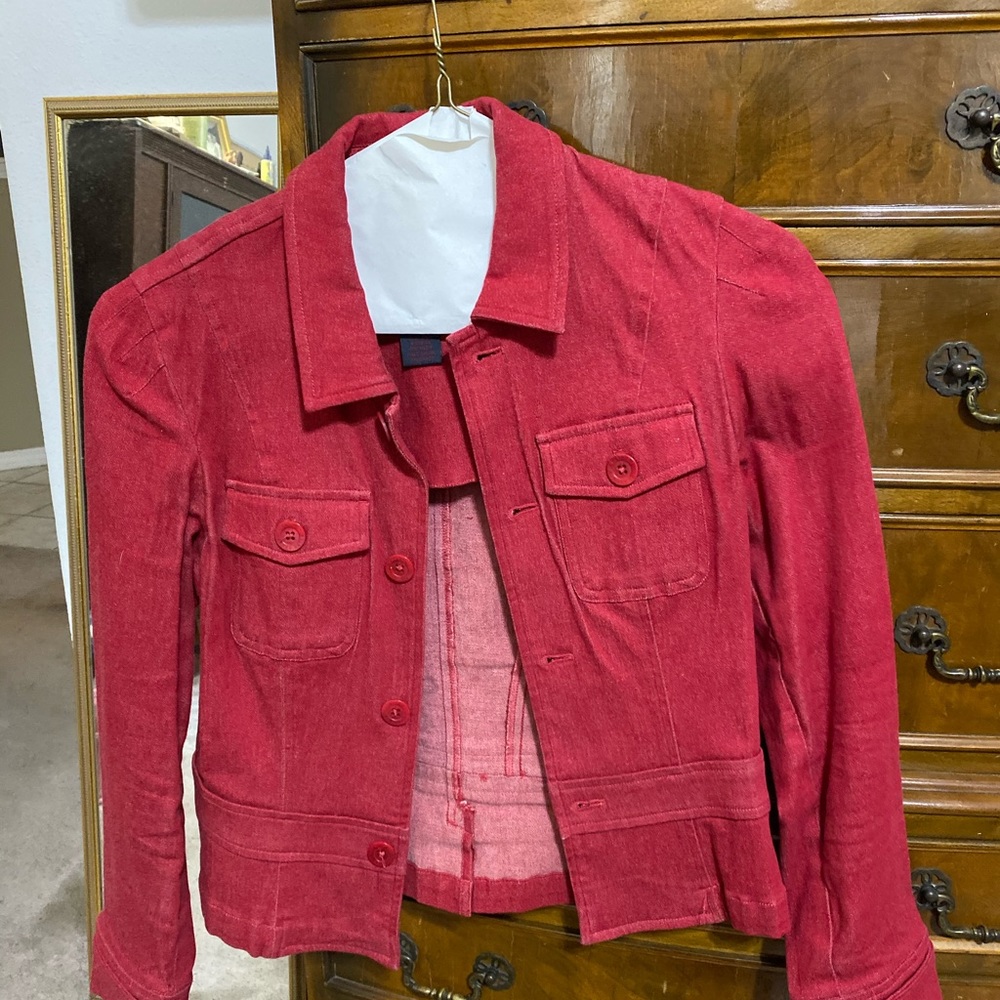 Medium weight short jacket